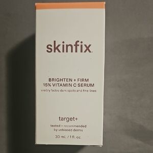 Skin Brighten + Firm Vitamin C Serum - Orange and White